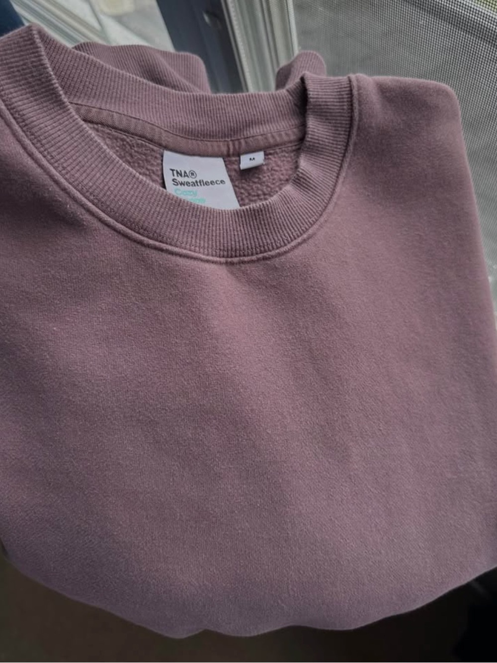 Aritzia crewneck purple - Picture 2 of 3